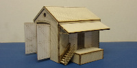 B 00-36 OO gauge small drive through goods shed